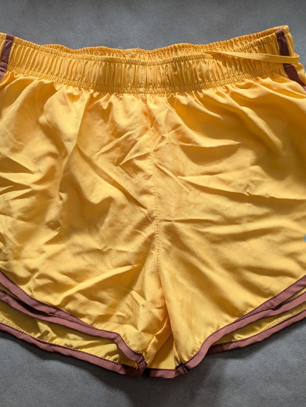 Nike Women's Dri Fit Running Shorts Size Medium Orange/ Burgundy Trim